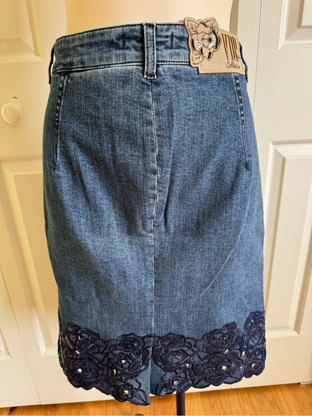 VDP Collection Denim Skirt/Knit Cardigan Set 6/42 ITALY - Picture 3 of 16